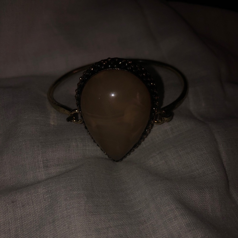 3🌻for$10 Stone Accented Bracelet